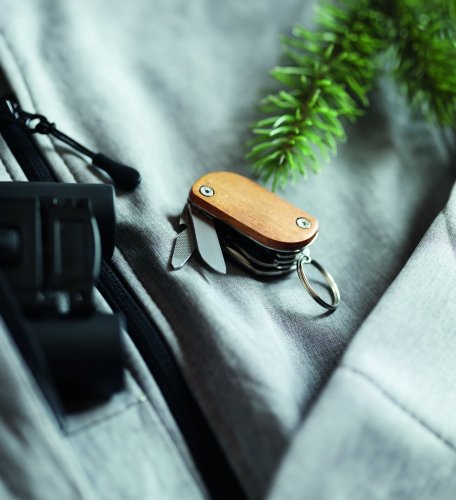 Multifunkční kapesní nůž