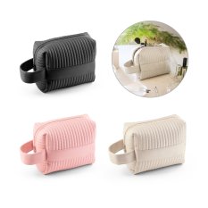 GILI. PU kabelka (21 % recyklovaný PU a 30 % recyklovaný polyester)