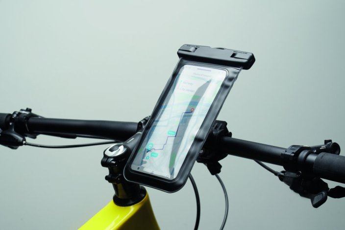 PVC pouzdro na mobil pro montáž