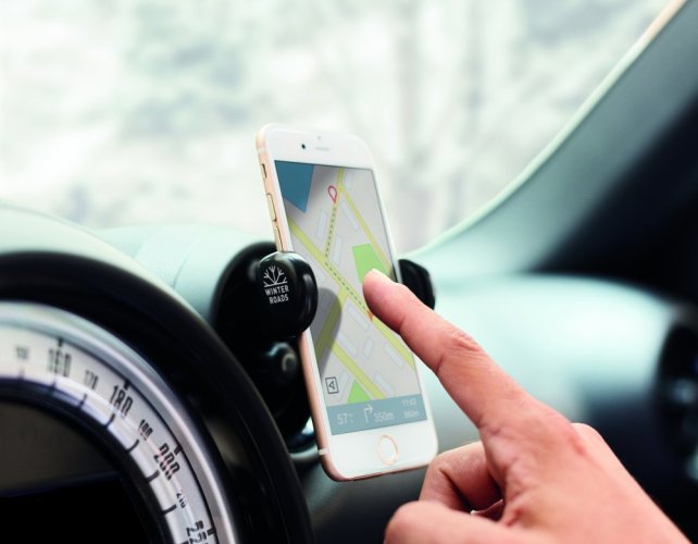 Držák telefonu do auta