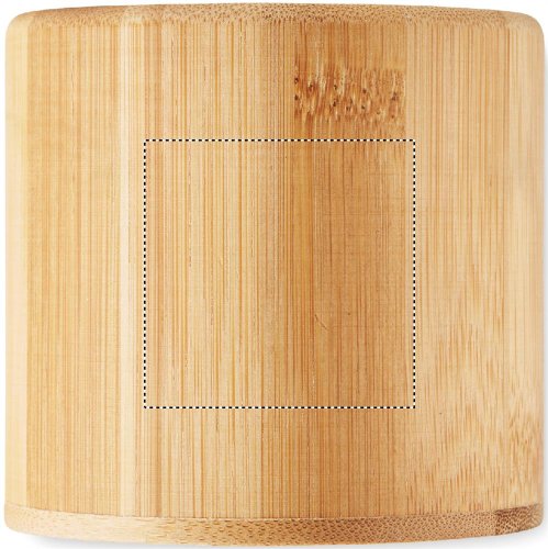 Svíčka v bambusovém držáku