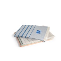 CAPLAN. Multifunkčný uterák (260 g/m²) vyrobený z ľahkej a odolnej (90 %) a recyklovanej bavlny (10 %)
