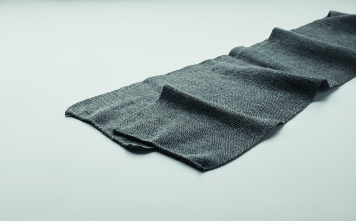 Šála z polyesteru RPET