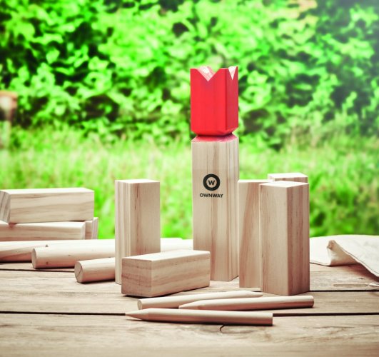 Dřevěná venkovní házecí hra