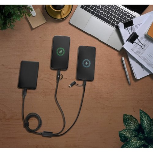 BERTOZZI. Superrychlý USB kabel 6 v 1 vyrobený z hliníku a recyklovaného PET - Typ potisku a počet barev: Tampontisk, 1 barva, Umístění a max. velikost potisku: Střed, 30 x 11, Počet kusů: 250