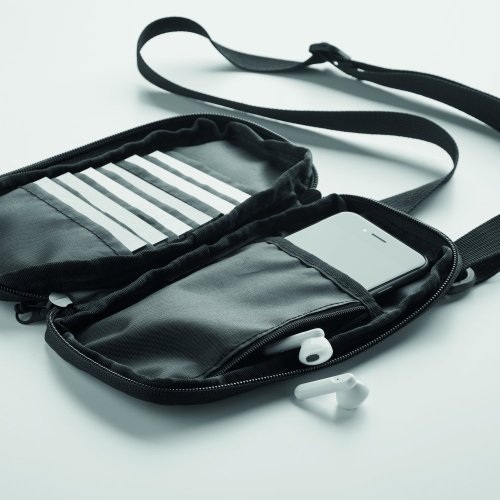 Brašna na smartphone přes tělo